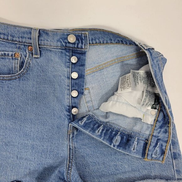 Levi Strauss Women's Lt Wash Raw Hem High-Rise Button Fly Ribcage Shorts Sz 29 - Picture 2 of 16